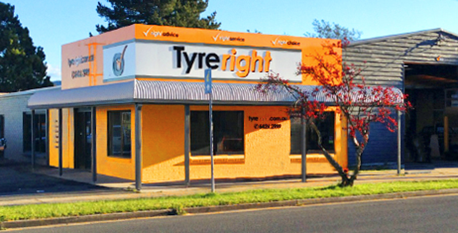 Tyreright Latrobe